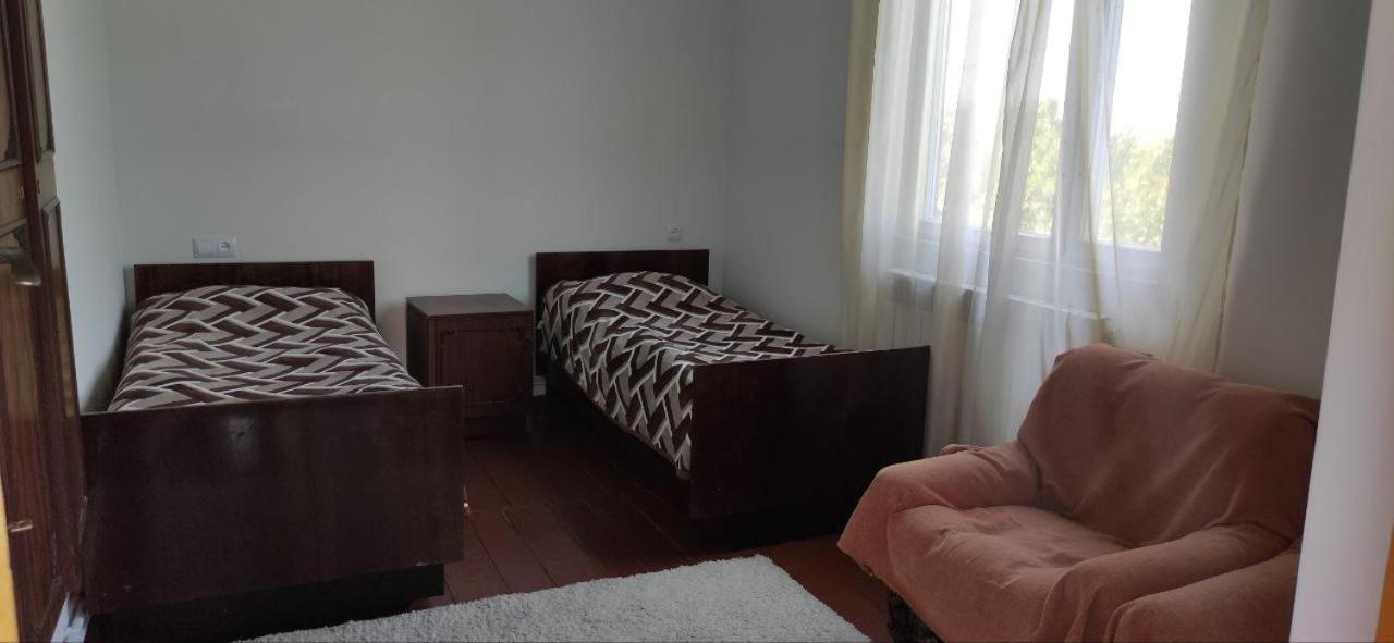 Noosh Guesthouse Ashnak Ngoại thất bức ảnh